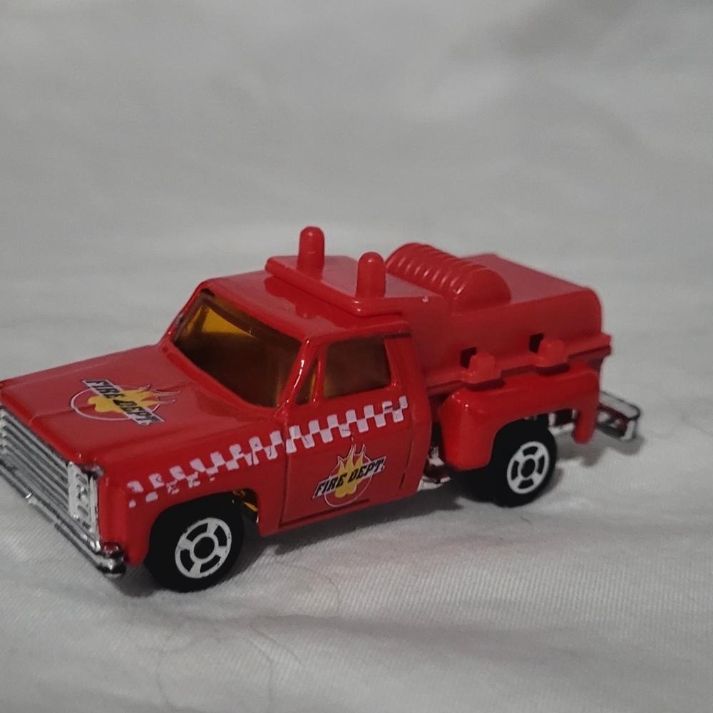 Rare Welly Fire Dept Emergency Service 80s Chevy Side Step Truck